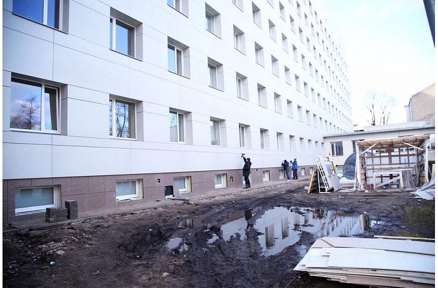 autors: Kā tagad izskatās izremontētais Rīgas Dzemdību nams (foto)