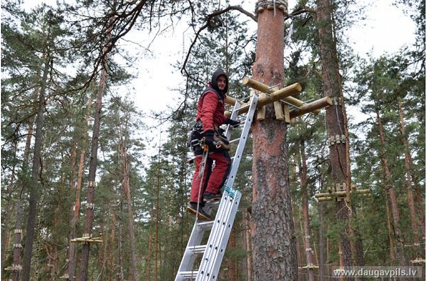 autors: Daugavpils.Stropos top piedzīvojumu parks Tarzāns