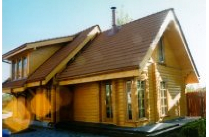 autors: Guļbaļku un koka saliekamo paneļu mājas
