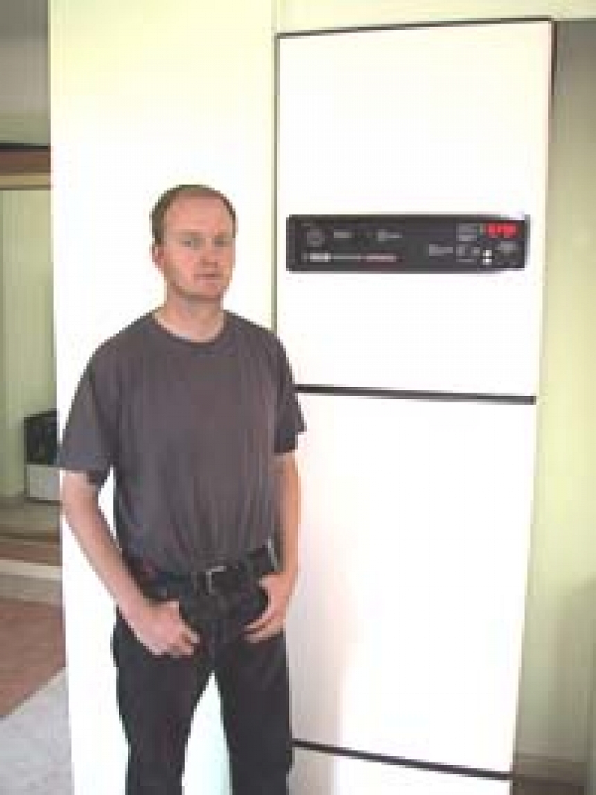 autors: Siltumsūknis ir brīnišķīga iekārta, kuru ieliek mājā līdzīgi kā ledusskapi. Tā darbībai nepieciešama tikai saules un elektroenerģija
