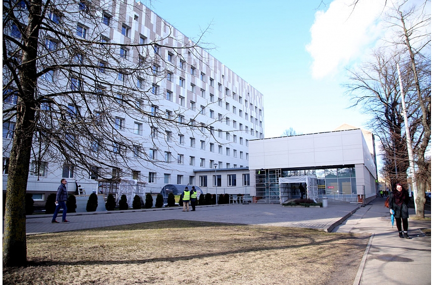 autors: Kā tagad izskatās izremontētais Rīgas Dzemdību nams (foto)