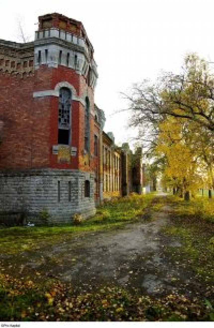 autors: Jaunie projekti Rīgas guļamrajonos dārgāki par ekskluzīviem projektiem Tallinas centrā