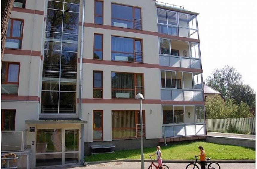 Foto: Balkonu iestiklošana; autors: Balkonu iestiklošana