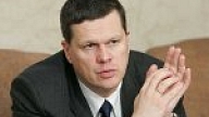 Apspriež iespēju elektroenerģiju piegādāt no Ukrainas