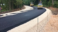 Ogresgalā uzsāk grants ceļa asfaltēšanu