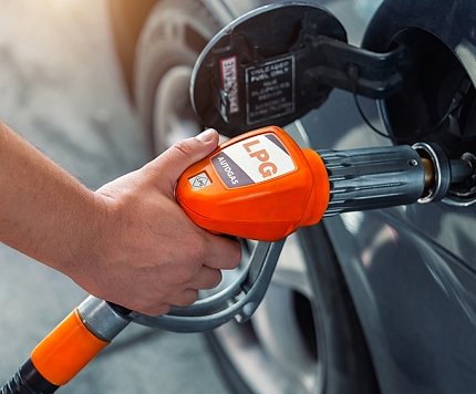 Alternatīvās degvielas infrastruktūra: kāpēc CNG un LPG sistēma ir gudrs ieguldījums un kā to pareizi uzstādīt?