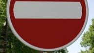 Slēgs Krustpils ielas dzelzceļa pārbrauktuvi