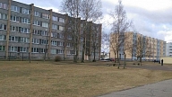 Jelgava. Satiksmes ielā plāno rotaļu laukumu