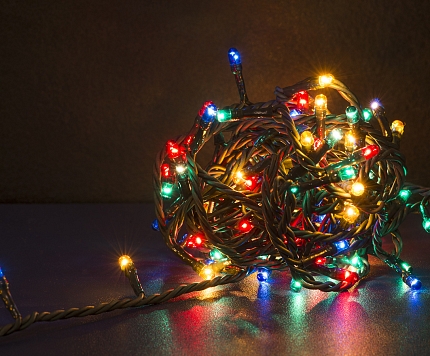 Svētki beigušies, bet risks paliek: bīstamie atkritumi pēc svinībām