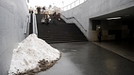 Vairākus gājēju tuneļus Rīgas centrā attīrīs no graffiti