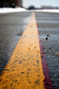Atbalsta līdzekļu pārdali par ES naudu sakārtoto valsts autoceļu uzturēšanai