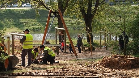 Bērnu laukums pie Porohovkas ezera Daugavpilī tiks nodots ekspluatācijā šonedēļ