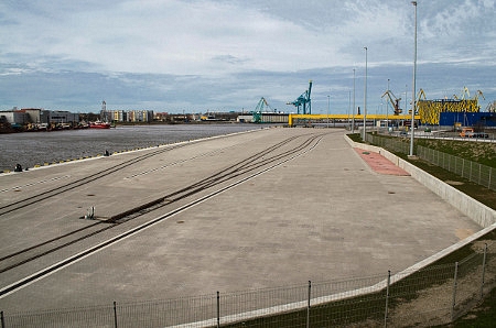 Ventspils brīvostā nodod ekspluatācijā piecas piestātnes