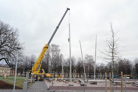 Atsākušies darbi Ventspils Lielajā laukumā