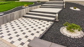 Kā izvēlēties kvalitatīvus bruģēšanas un labiekārtošanas risinājumus savam īpašumam: padomi un pakalpojumu priekšrocības