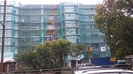 Vēl vienas daudzdzīvokļu dzīvojamās ēkas renovācija Pārdaugavā