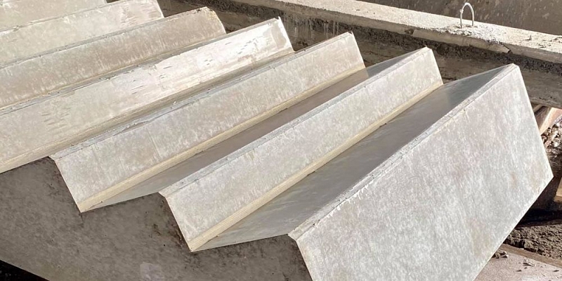 Dzelzsbetona kāpnes