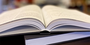 Diplomdarbu, grāmatu un dokumentu iesiešana