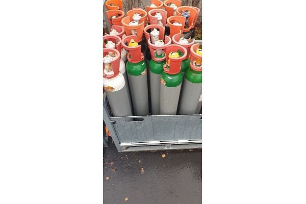 Lietojiet vieglus, ērtus 10L/2.3m3 balonus. Esat brīvi no nomas maksas. Balons + gāze īpašumā 129 EUR ar PVN