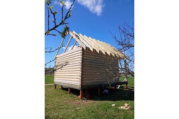 RAG, SIA, guļbaļķu mājiņa