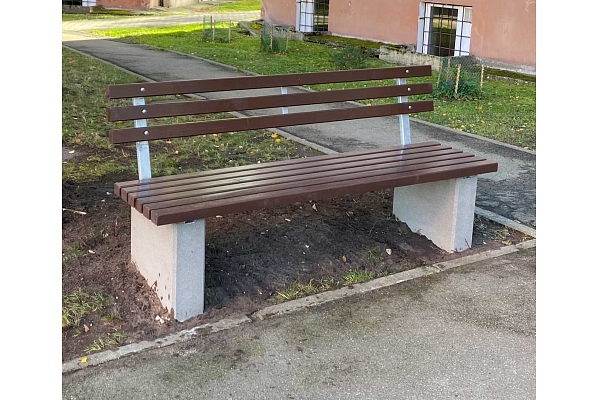 sols ar atzveltni