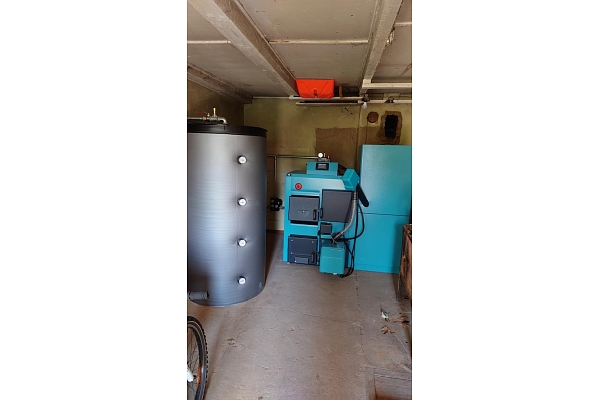 Kombinētais katls malka-granulas