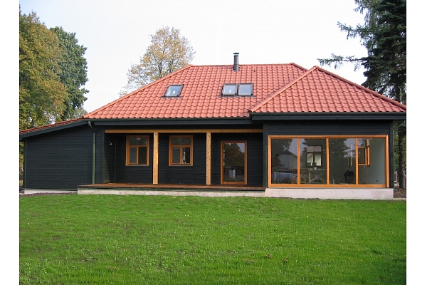 Koka paneļu māja Sandra.II