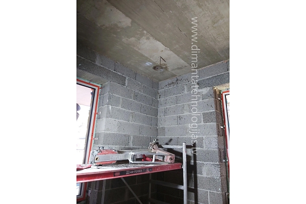 Dimanta zāģēšana