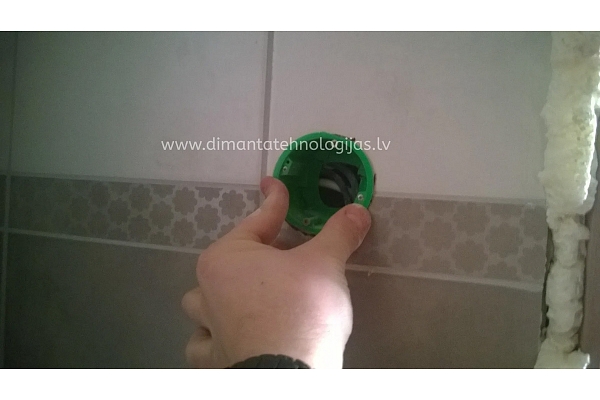 Štrobēšana un kontaktligzdu urbšana