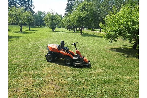 Mežizstrāde un mežkopība. Teritoriju sakopšana, koku izzāģēšana, zāles pļaušana un mulčēšana, zaru šķeldošana