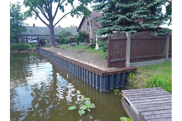 Ūdenstilpņu rakšana un krasta līnijas nostiprināšana