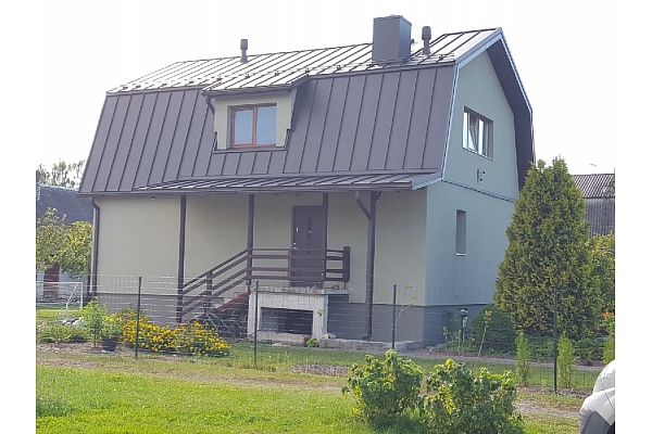 Jumta logu montāža