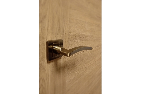 Durvju rokuris madera