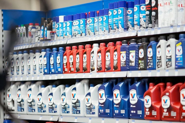 Stokker - profesionālo instrumentu un tehnikas tirdzniecības un servisa pakalpojumi