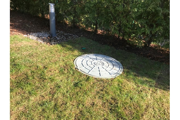 Ūdens spices aka ar piekļuves vāku