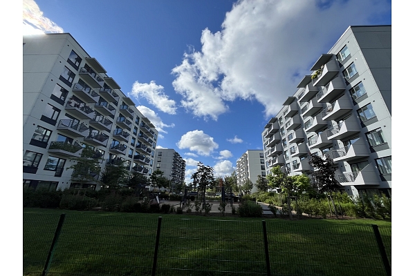 REHAU SYNEGO logi YIT Silvas nami mājās. Ražotājs, Mārupes logi