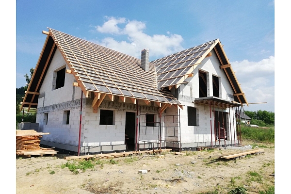 SIA Woodenlays: jumta klāšana