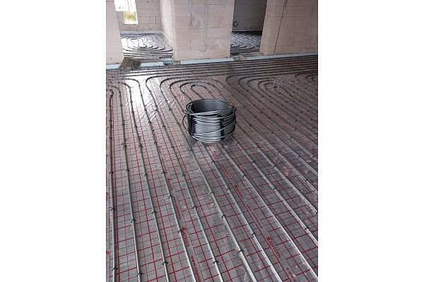 Apsildāmo grīdu ierīkošana