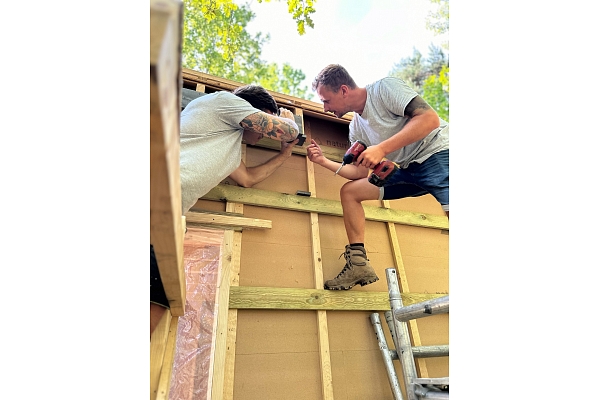 nelielas dzīvojamās mājas