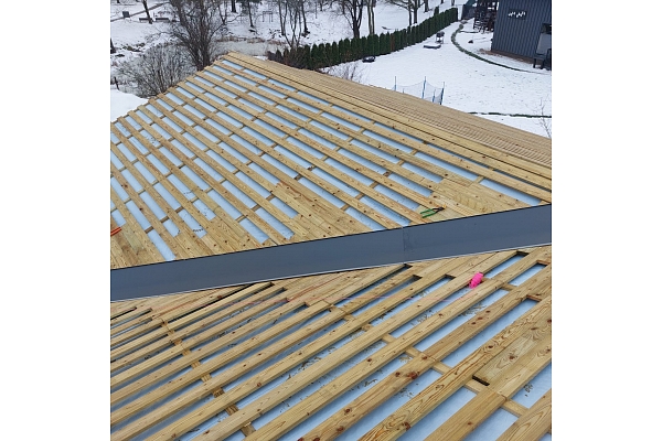 Jumtu montāžas darbi