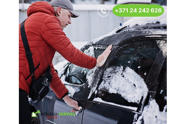 Auto durvju atvēršana