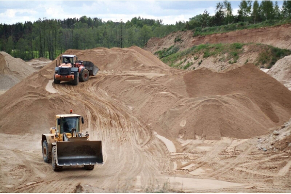 Traktortehnikas pakalpojumi