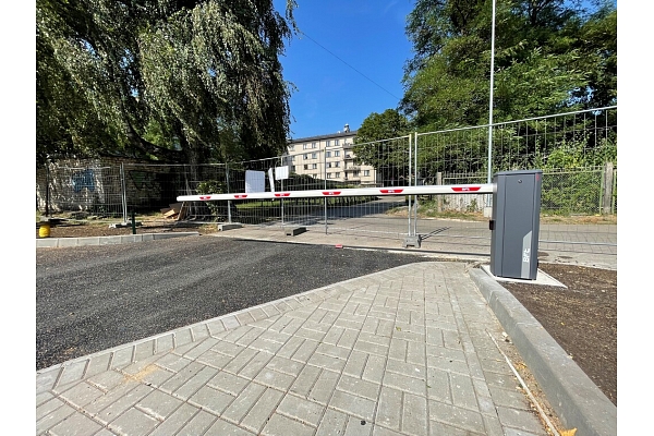 Automatiskas barjeras uzstadīšana