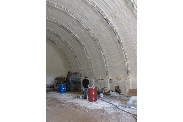 angāru siltināšana ar putupoliuretānu