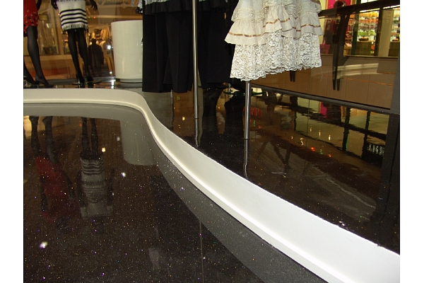 grīdas klājumi veikaliem