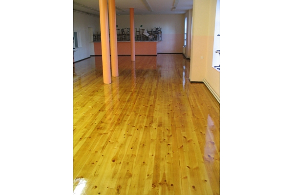 koka grīdu restaurācija