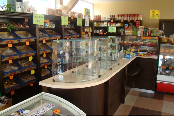 Stikla tirdzniecības lete