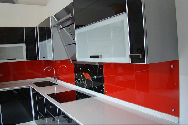 Virtuves stikla panelis “Magone”