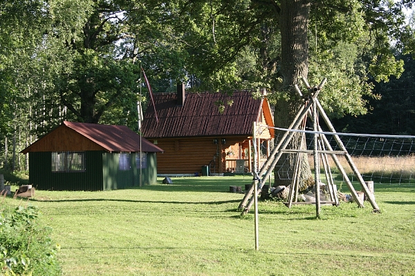 Brīvdienu māja