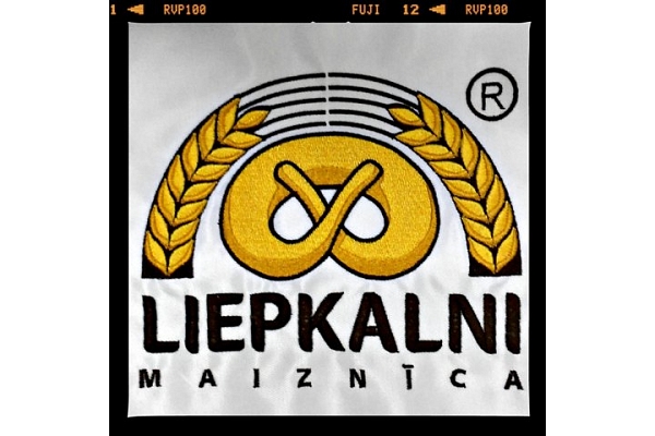 Logo uzšūšana Rīgā